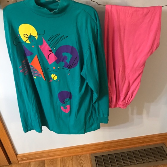 SOLD!!  Maternity Top and Pants. Size Large - Picture 2 of 6